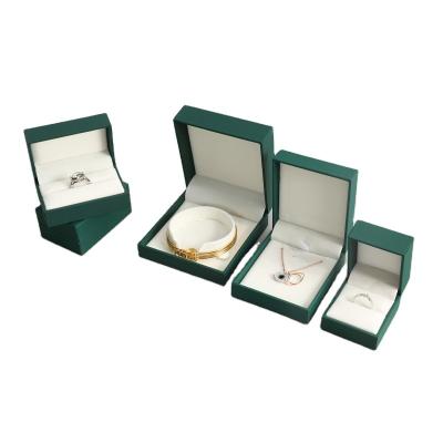 China Jewelry Box Velvet Packaging Wedding Ring Box For Engagement Eco - Friendly for sale