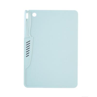 China Sustainable Plastic Cutting Board With Knife PP Board for sale