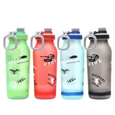 China Sustainable Plastic Water Bottle 0.7L Outdoor Sports Cup Portable Bottles High Capacity Giveaways Customized Logo Promotional giftsl for sale