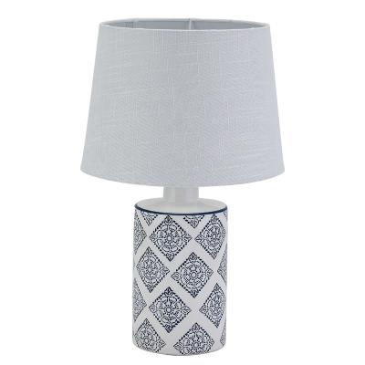 China Modern Hot Selling Blue Pattern Style Home Decoration Ceramic Tablelamp for sale