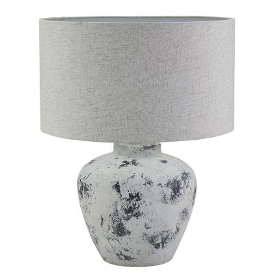 China Biggest modern hot sale white ceramic table lamp for hotel living room for sale