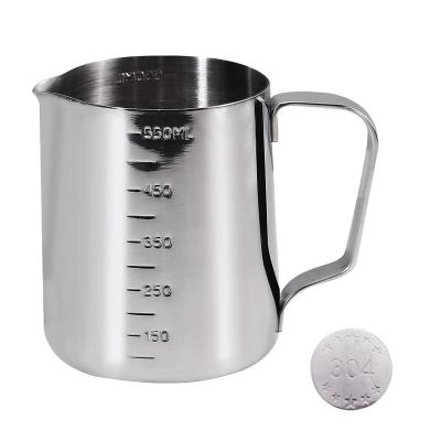 China 600ml Luxury 304 Stainless Steel Foaming Pitcher Milk Cup Pitcher Viable Latte Art Jug For Coffee for sale