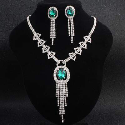 China FASHIONABLE wedding full Diamond Bridal Jewelry Set European and American hot sale high-end set of earrings necklace accessories for sale