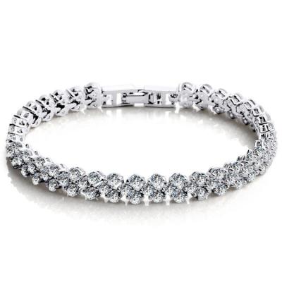 China Luxury FASHIONABLE Roman Crystal Zircon Bangles Bracelet Hot Style Full Diamond Heart Shaped Bracelets High for sale