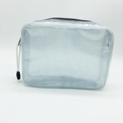 China Bolsos plásticos Zippered del almacenamiento de la categoría alimenticia, bolso suave de encargo del artículo de tocador del Pvc en venta