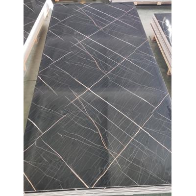 China Hoja de mármol UV PVC tablero de mármol 1220x2400mm suelo a prueba de fuego B1 piso de vinilo en venta