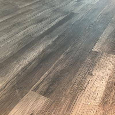 China Supermercado de suelo de vinilo LVT ultra delgado con certificado CE y diseño fácil de hacer clic en venta