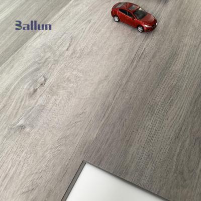 China Modern appartementenontwerp PVC Herringbone Vinyl plank vloer zonder lijm installatie Te koop