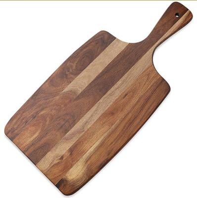 China Sustainable Wooden Chopper With Handle Fruit Bread Household Pizza Board Serving Tray for sale