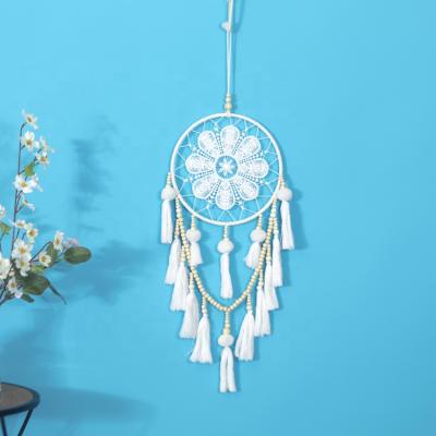 China Indian Handmade Dropshipping Boho Lace Flower Dreamcatcher Drapes White Tassel Dream Catcher for sale