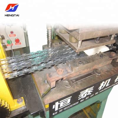 China Concertina Barbed Wire Mesh Making Machine High Speed ​​Auto Razor Blade Barbed Wire Fence for Security Fence for sale