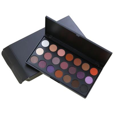 China Custom Professional High Quality Eye Dye Vegan 18 Color Vegan Glitter Eyeshadow Palette Nude Makeup Palette for sale