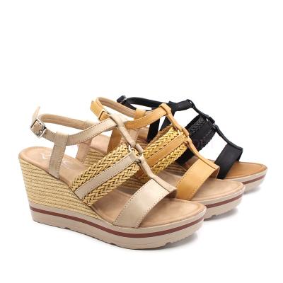 China 2020 Deodorization Popular Braided Strap Vamp Decorative Women's Wedge Sandals for sale