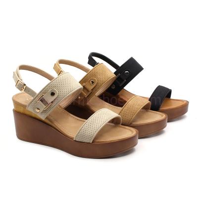 China Lightweight Women's Summer Sandals Platform Buckle Strap Wedge Sandals for sale