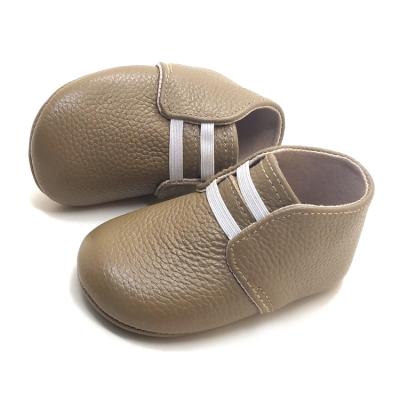 China Boutique Leather Newborn Baby Anti-slippery Walking 0-12 Month Baby Boy Brown Shoe for sale