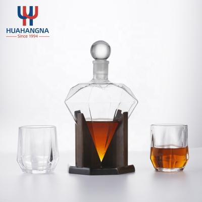 China Factory Sale New Classic/Postmodern Diamond Whiskey Decanter 381ml Design Direct Geometric Hexagonal Whiskey Glass Set Of 2 Glasses For Wedding Party for sale