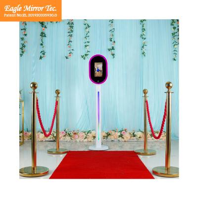 China Outdoor Portable Selfie Mirror Kiosk Birthday Party Mirror Photo Booth Magic Photobooth Machine With Printer And Camera for sale