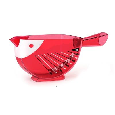 China Viable World Fashionable Red Liquid Kitchen Easy-Care Bird Angle Tritan Jug Plastic Measuring Cup for sale