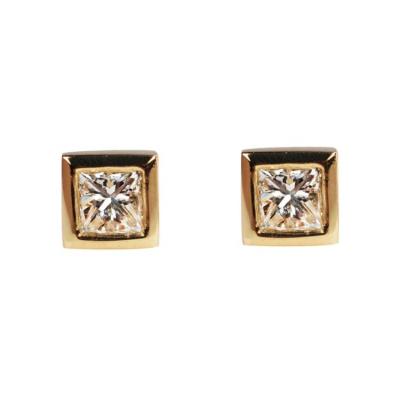 China Princess Square Diamond 18k Yellow Gold CLASSIC Luxury Lab Developed Stud Earrings for sale