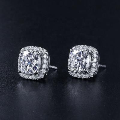 China Beautiful CLASSIC halo earrings for women girls 10k gold round moissanite diamond stud earring jewelry for sale