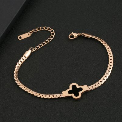 China Fashionable Hot Amazon Sale Clover Shell Bracelets Stainless Steel 18K Gold Women Snake Bone Chain Bracelet for sale