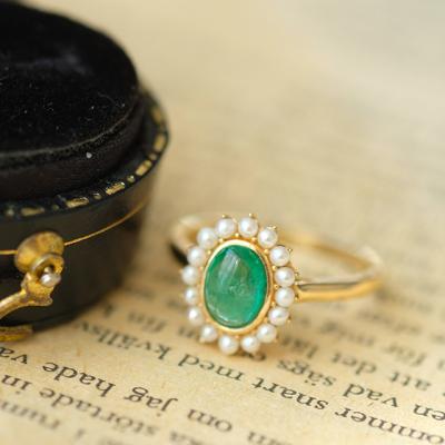 China CLASSIC Vintage Emerald Ring Fresh Water Pearl Halo Ring In 14K Yellow Gold Oval for sale