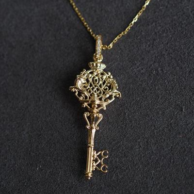 China 14K Yellow Gold Love Charm Vintage Key Pendant Key for sale