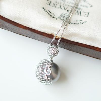 China Charm 11MM Tahiti Gray Pearl Pendant 14K 18K 24K White Gold Diamond Necklace 2021 for sale