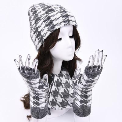 China 2021Winter Medium Classic Pattern Pom Pom Wool Hat And Scarf Luxury Hot Popular Outdoor for sale