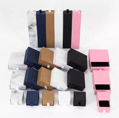 China Materiaal van het de Dozen Kartonnen Fluweel van de halsbandarmband het Volledige Kleur Gedrukte Te koop