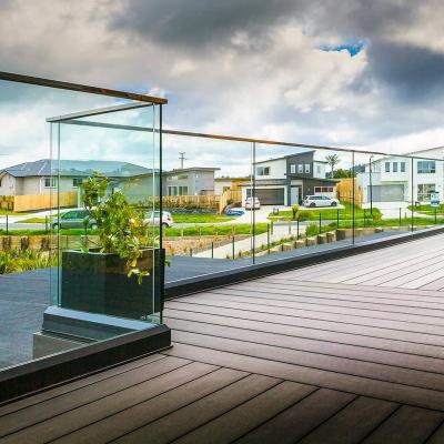 China Modern Outdoor Balcony Deck Glass Railings System For Anodizing Aluminum Exterior Glass Railings for sale