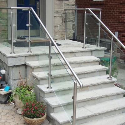 China Modern Interior Stair Railings System Stainless Steel Baluster Railing Balcony Fence for sale