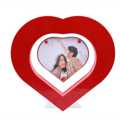 China Europe Amazon Best Selling Factory Wholesale Heart Shape DIY Magnetic Levitation Floating Photo Frame for sale