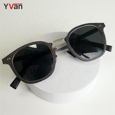 China Custom Fashion Sunglasses Men New Round Super Light High Quality Carbon Fiber Polarized Sun Glasses Sun Glasses for sale