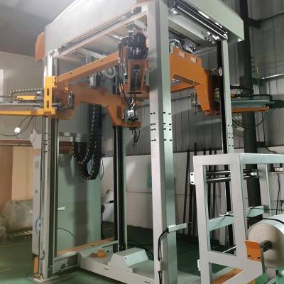 Chine Machines automatiques d'emballage alimentaire Équipement d'emballage Bouteilles en verre Système d'emballage à étirement à froid à vendre