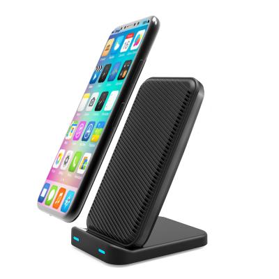 China 2019 New Arrival Mobile Phones 2 Coils Wireless Dock Fast Charger With Fan Inside For iPhone X for sale