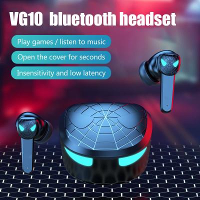 China Waterproof In-Ear Radio Headphones TWS Headphones 8D Stereo Earbuds Sports Headsets With Microphone Charging Case for sale