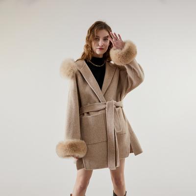 China Anti-wrinkle Fashion Style Real Long Jacket Fox Fur Collar Women Woolen Winter Coat for sale