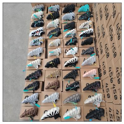 China Fashion trend M1856 mixed breathable casual yeezy men and women light weight running shoe sneaker shoes sock shoes fashion style 450 for sale