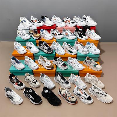 China W1857 Fashion Discount Women's Shoes Clearance Stock Sports Shoes Wholesale Hot Running Surplus Women's Casual Shoes Sale Sneakers for sale