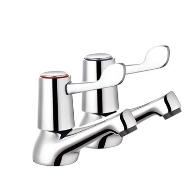 China Brass English Hot Selling Double Handle Bath Basin Pairs Shower Mixer Taps Faucet for sale