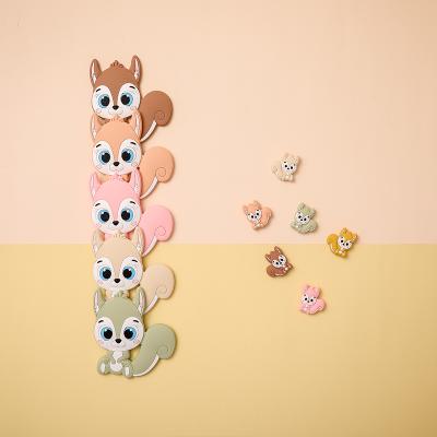 China Eco-friendly Squirrel Animal Silicone Beads Chewable Teether DIY Baby Pacifier Molar Necklace Accessories Nursing Toys for sale