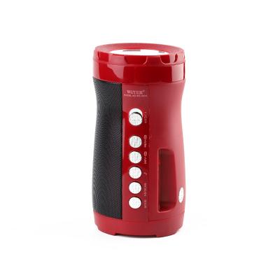 China PORTABLE Hot New Selling Cup Shape Wireless Camping Speaker Outdoor HiFi Flashlight Fm Radio With Silicone Handle Music Player for sale