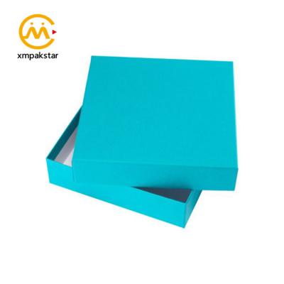 China Recyclable Shoe Box Paper Sneaker Shoe Box With Logo Custom Apparel Packaging Boxes For Clothes for sale