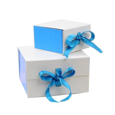 China Big X Recyclable Custom Luxury Gift Packaging Foldable Magnetic Boxes With Ribbon for sale