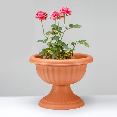 China Factory Sale New Eco-friendly Design Plastic Decoration Small Flower Pot For Balcony for sale