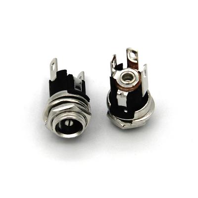 China Electronics Customized 22AWG 20awg 18AWG 5521 DC5.5mm X 2.1 Mm Waterproof Jack 55mm*21mm IP67 Connector for sale