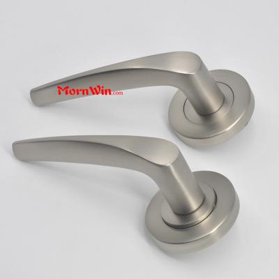 China Modern PREMIUM zinc alloy door handles for sale