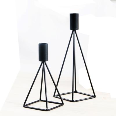 China Dining Room Home Decoration Supplies Black Metal Wire Candlestick Holders for sale