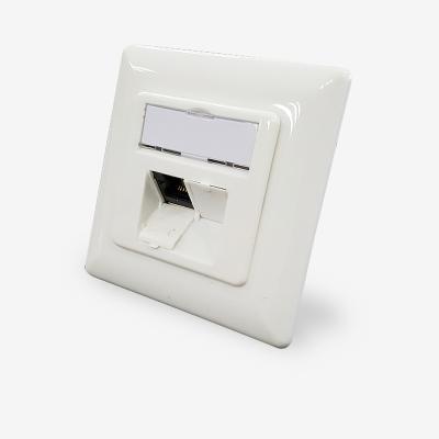 中国 rj45 80x80mm Germany 2 port type UTP wall faceplate wall outlet left mounted network faceplate 80X80mm 販売のため